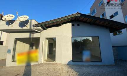 Sala comercial para alugar no bairro Padre Martinho Stein em Timbó/SC