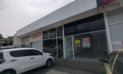 Sala comercial para alugar no bairro Estados em Indaial/SC