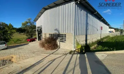 Galpão para alugar no bairro Cruzeiro em Rio dos Cedros/SC