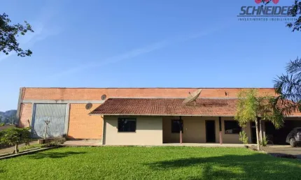 Galpão para alugar no bairro Estrada das Areias em Indaial/SC