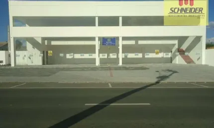 Sala comercial para alugar no bairro quintino em timbó/sc