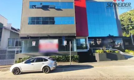 Sala comercial para alugar no bairro Victor Konder em Blumenau/SC