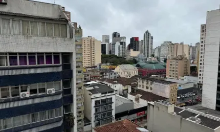 Kitnet / Stúdio à venda na Avenida Marechal Floriano Peixoto, 696, Centro, Curitiba