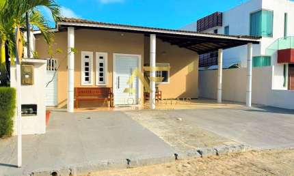 Casa térrea no Condomínio Costa Marina (Aruana), com 3 quartos (2 suítes).
