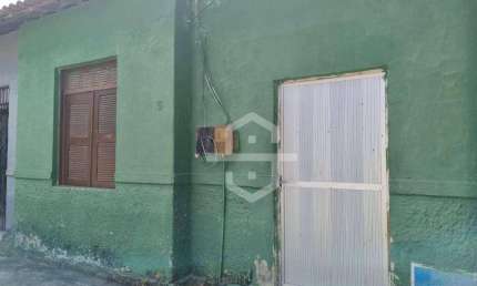 Village com 2 dormitórios para alugar, 42 m² por R$ 675,65/mês - Farias Brito - Fortaleza/CE