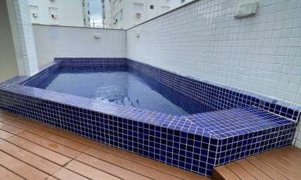 Apartamento com ar-condicionado e piscina no condomínio