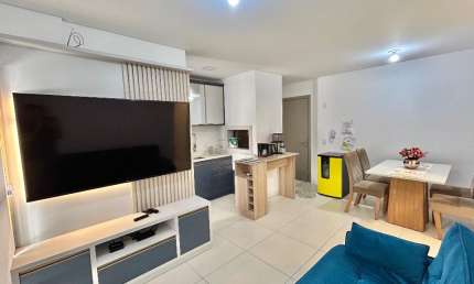 *PRÉDIO COM PISCINA* 2 quartos no bairro navegantes
