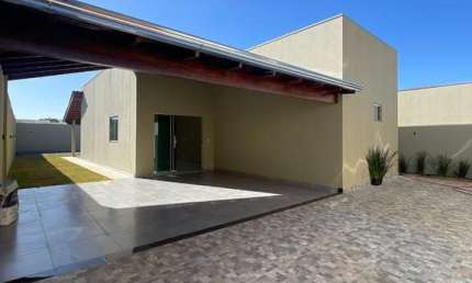 Casa com 3 quartos à venda na das Acácias, 4, Gran Ville, Anápolis por R$ 550.000