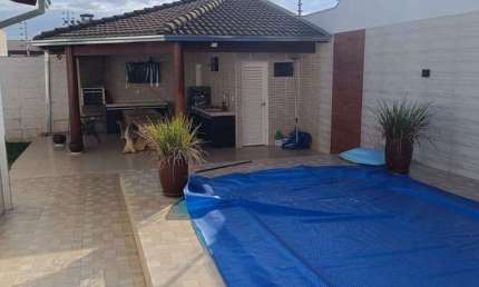 Casa com 3 quartos à venda na S-087, 200, Anápolis City, Anápolis por R$ 800.000