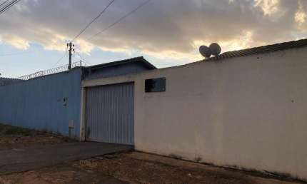 Casa com 2 quartos à venda na JP 13, 17, Jardim Primavera 1ª Etapa, Anápolis por R$ 200.000