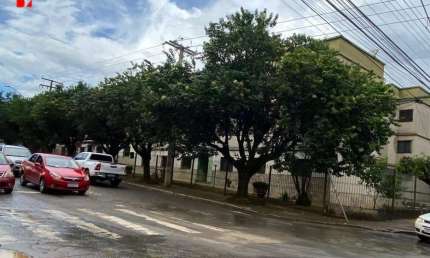 Apartamento com 3 quartos à venda na Senador José L. Dias Esq. C/ Rua Dona Sandita, 407, Centro, Anápolis por R$ 200.000