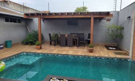 Casa com 3 quartos à venda na S-073, 81, Anápolis City, Anápolis por R$ 900.000