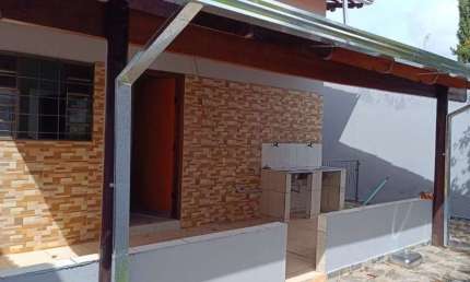 Casa com 3 quartos à venda na 25, 4, Chácaras Americanas, Anápolis por R$ 320.000