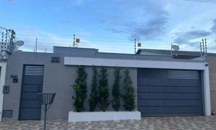 Casa com 3 quartos à venda na Almiro de Amorim, 1, Residencial Portal do Cerrado, Anápolis por R$ 465.000