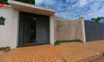 Casa com 3 quartos à venda na S 60, 10, Anápolis City, Anápolis por R$ 1.500.000