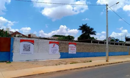 Terreno comercial para alugar na Brasil, 100, Vila Santana, Anápolis