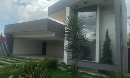 Casa em condomínio fechado com 3 quartos à venda na 01, 02, Condomínio Vale dos Pássaros, Anápolis por R$ 1.480.000