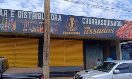 Barracão / Galpão / Depósito com 1 sala à venda na Fernando Costa, 11, Vila Jaiara, Anápolis por R$ 1.000.000