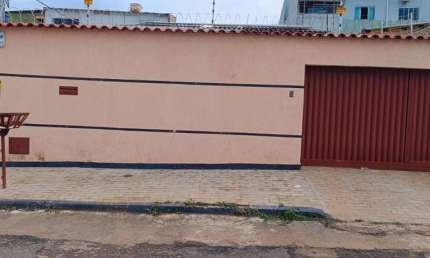 Casa com 3 quartos à venda na 3, 50, Residencial Morumbi, Anápolis por R$ 355.000