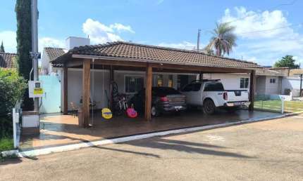Casa em condomínio fechado com 3 quartos à venda na SN 08, 63, Residencial Sol Nascente, Anápolis por R$ 599.000