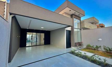 Casa com 3 quartos à venda na Rua CJ 11, 11, Residencial Campos do Jordão, Anápolis por R$ 570.000