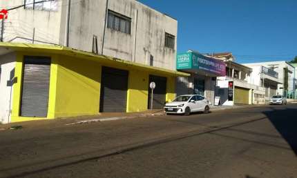 Ponto comercial com 2 salas para alugar na Eugenio Jardim, 239, Centro, Anápolis por R$ 1.700