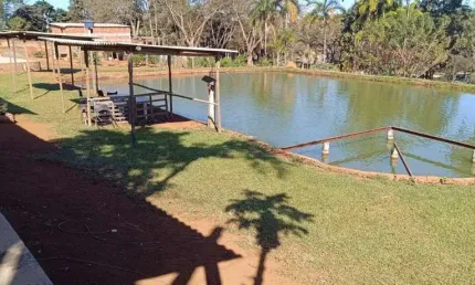 Chácara / sítio com 2 quartos à venda na Rua Pandorama Daia Industrial, 330, Distrito Agroindustrial de Anápolis, Anápolis por R$ 780.000