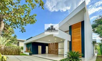 Casa de Alto Padrão no Condomínio Veredas da Lagoa – 5 Quartos, Piscina e Varanda Gourmet em Lagoa Santa