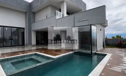 Casa Espetacular 4 Suítes, 5 Banheiros, Piscina, 440m² – Condomínio Gran Park Toscana, Vespasiano
