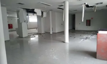 Prédio com 7 salas para alugar na Avenida Pedro Bueno, 1.507, Jabaquara, São Paulo por R$ 45.000