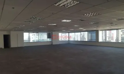 Sala comercial com 1 sala para alugar na Rua Doutor Geraldo Campos Moreira, 240, Cidade Monções, São Paulo por R$ 18.700