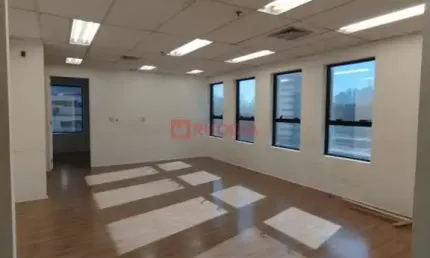 Sala comercial com 2 salas para alugar na Rua Cardeal Arcoverde, 1645, Pinheiros, São Paulo por R$ 7.800