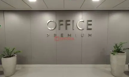 Sala comercial com 2 salas para alugar na Avenida Marquês de São Vicente, 2221, Várzea da Barra Funda, São Paulo por R$ 7.430