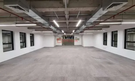 Sala comercial com 1 sala para alugar na Rua Cardeal Arcoverde, 1641, Pinheiros, São Paulo por R$ 7.800