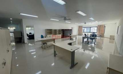 Prédio com 4 salas para alugar na MANGARATU, 280, Casa Verde, São Paulo por R$ 19.000