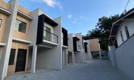 Casa com 2 quartos à venda no Floresta, Joinville 