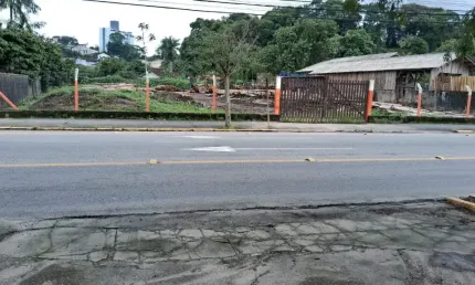 Terreno à venda no Anita Garibaldi, Joinville 