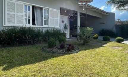 Casa com 3 quartos à venda no Bom Retiro, Joinville 