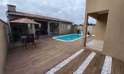 Casa com 3 quartos à venda na Vila Nova, Joinville 
