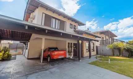 Casa com 3 quartos à venda no Glória, Joinville 
