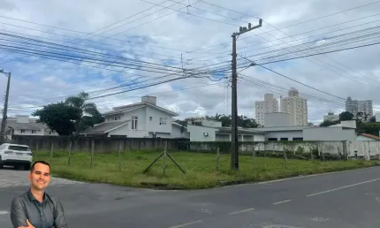 Lote de esquina a Venda 544 m² Bairro Recife - Tubarão/SC
