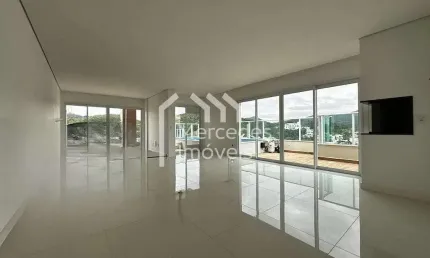 Cobertura com 4 suites, 5 garagens à venda, 289 m² por R$ 6.579.000 - Praia Brava - Itajaí/SC