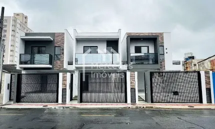 Sobrado com 3 suítes à venda, 155 m² por R$ 1.270.000 - Centro - Itajaí/SC