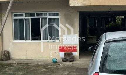 Casa com 3 dormitórios à venda, 297 m² por R$ 700.000 - Fazenda - Itajaí/SC