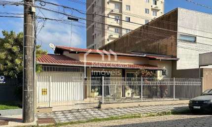 Casa com 1 suíte + 2 dormitórios à venda, 140 m² por R$ 1.200.000 - São Judas - Itajaí/SC