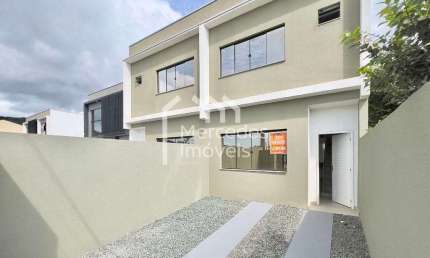 Sobrado semimobiliado, 2 suítes à venda, 80 m² por R$ 480.000 - Espinheiros - Itajaí/SC