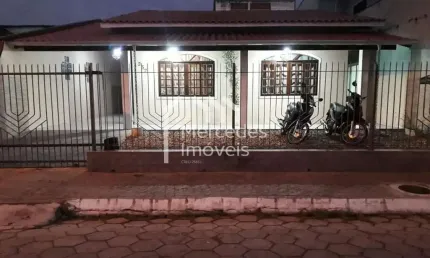 Casa com 2 quartos à venda na Rua Antônio Ramos, 257, São João, Itajaí