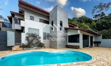 Casa com 2 suítes + 2 dormitórios à venda, 328 m² por r$ 4.900.000 - cabeçudas - itajaí/sc