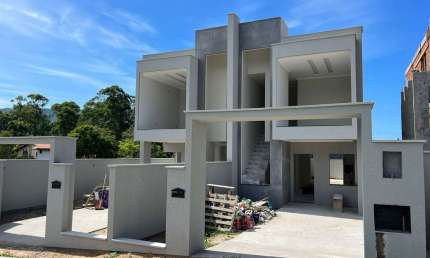 Casa - Sobrado Duplex, para Venda em Florianópolis/SC
