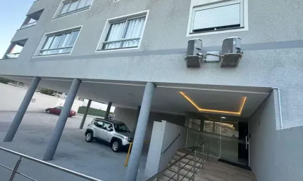Apartamento - Padrão, para Venda em Florianópolis/SC
